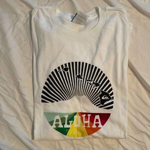 White Aloha Quicksilver t-shirt